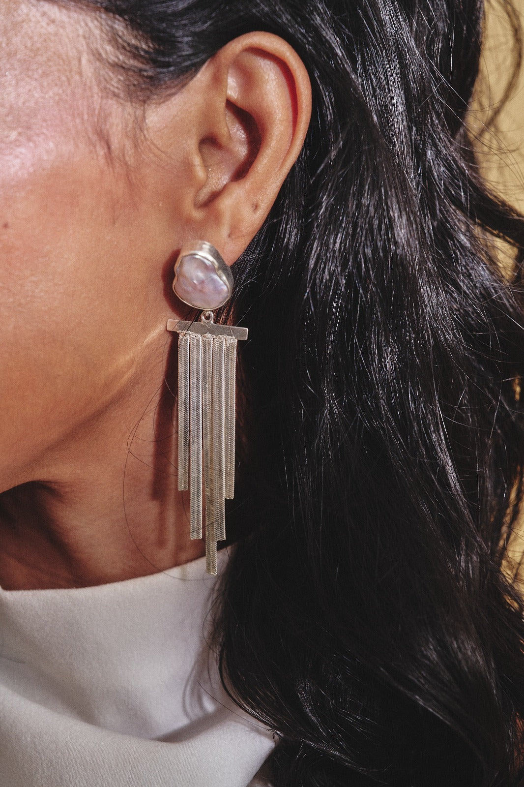 Flutes on Pearls (Silver)